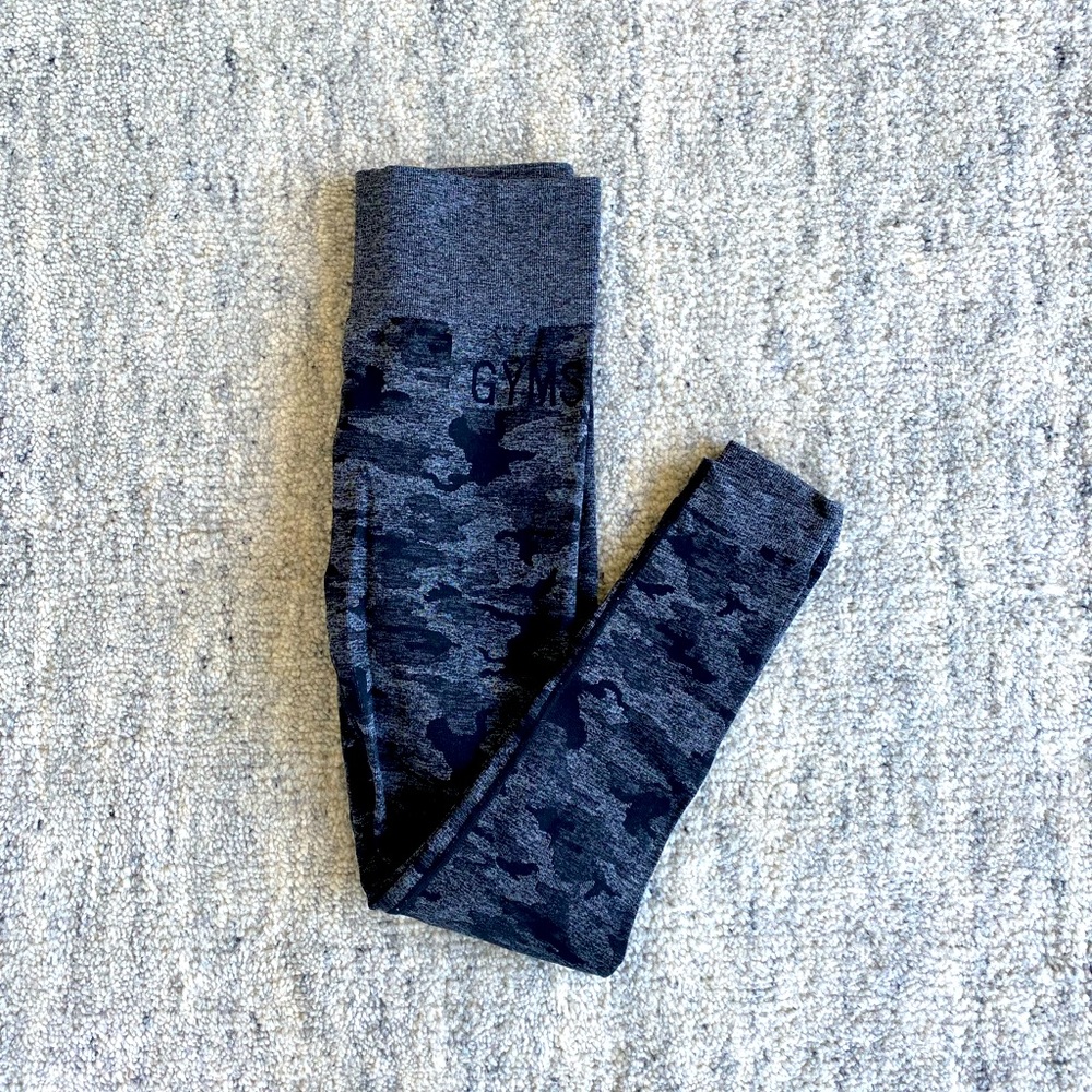 Gymshark adapt camo seamless